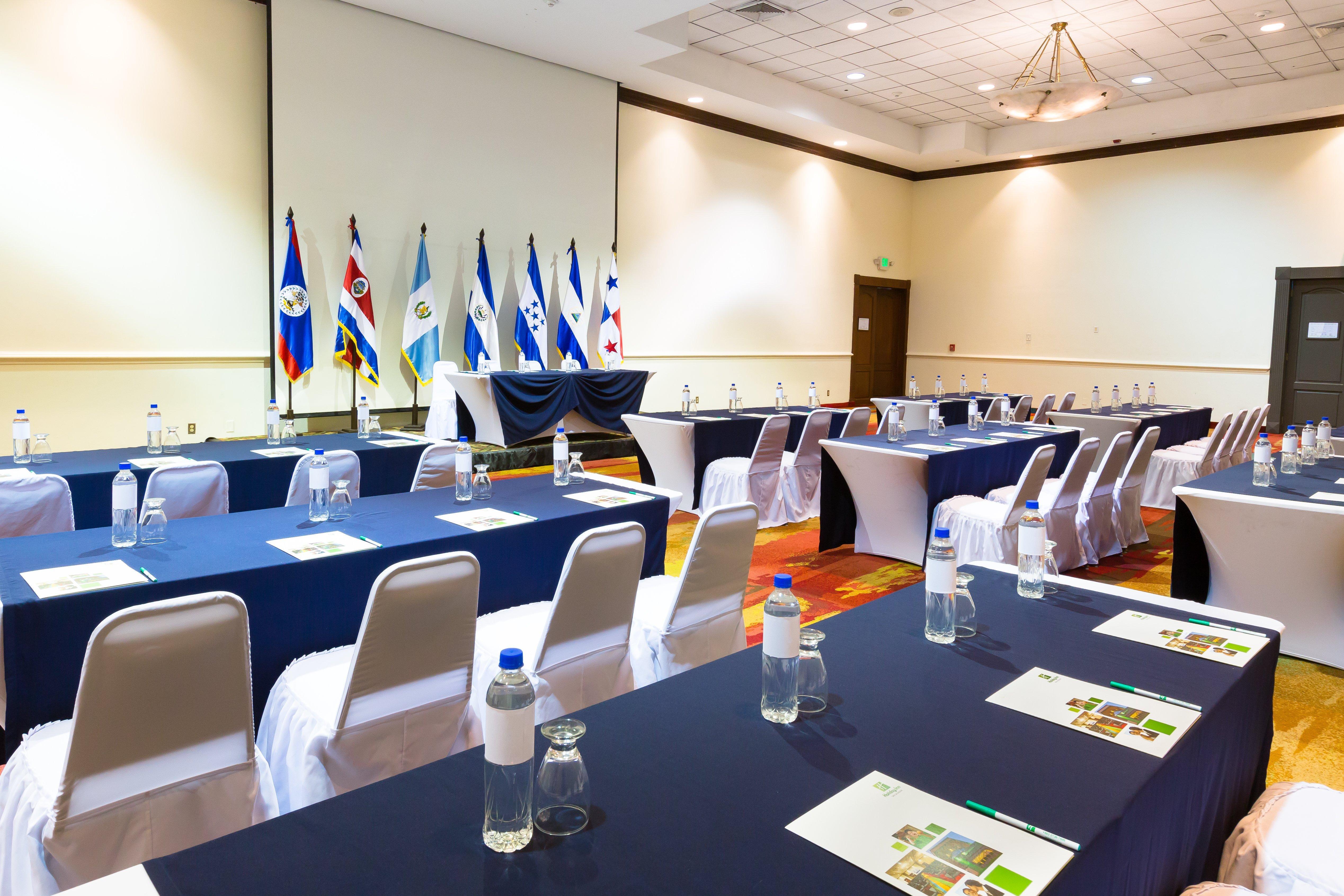 Holiday Inn San Salvador By Ihg Экстерьер фото
